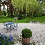 Bed and breakfast Petit Manoir De La Berthenlaire