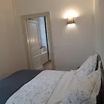 Bed and breakfast Petit Manoir De La Berthenlaire 3*
