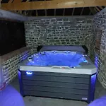 Bed and breakfast Petit Manoir De La Berthenlaire 3*