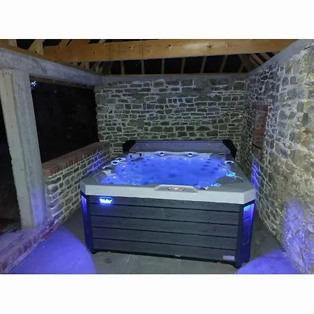 Petit Manoir De La Berthenlaire Отель типа 