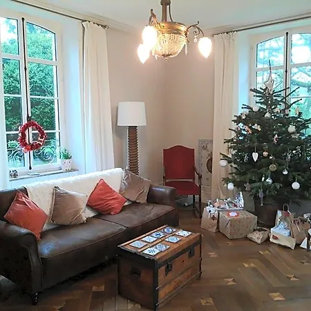 Petit Manoir De La Berthenlaire 3*