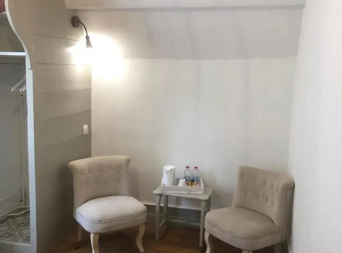 Petit Manoir De La Berthenlaire Bed & Breakfast Baincthun