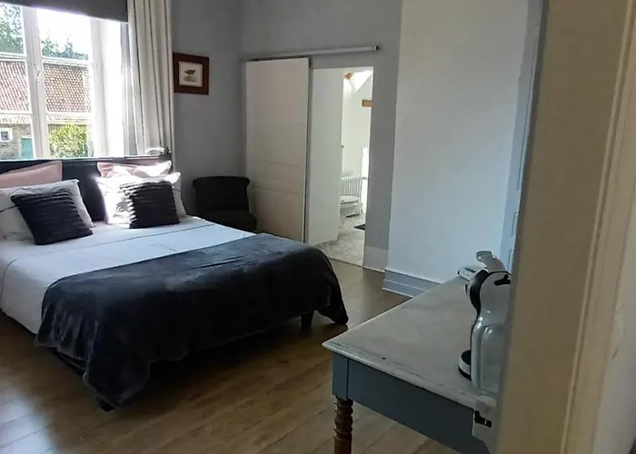 Petit Manoir De La Berthenlaire 3*