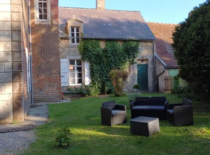 Petit Manoir De La Berthenlaire 3*