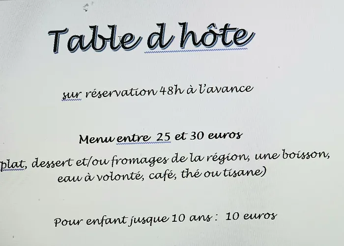 Bed & Breakfast Petit Manoir De La Berthenlaire